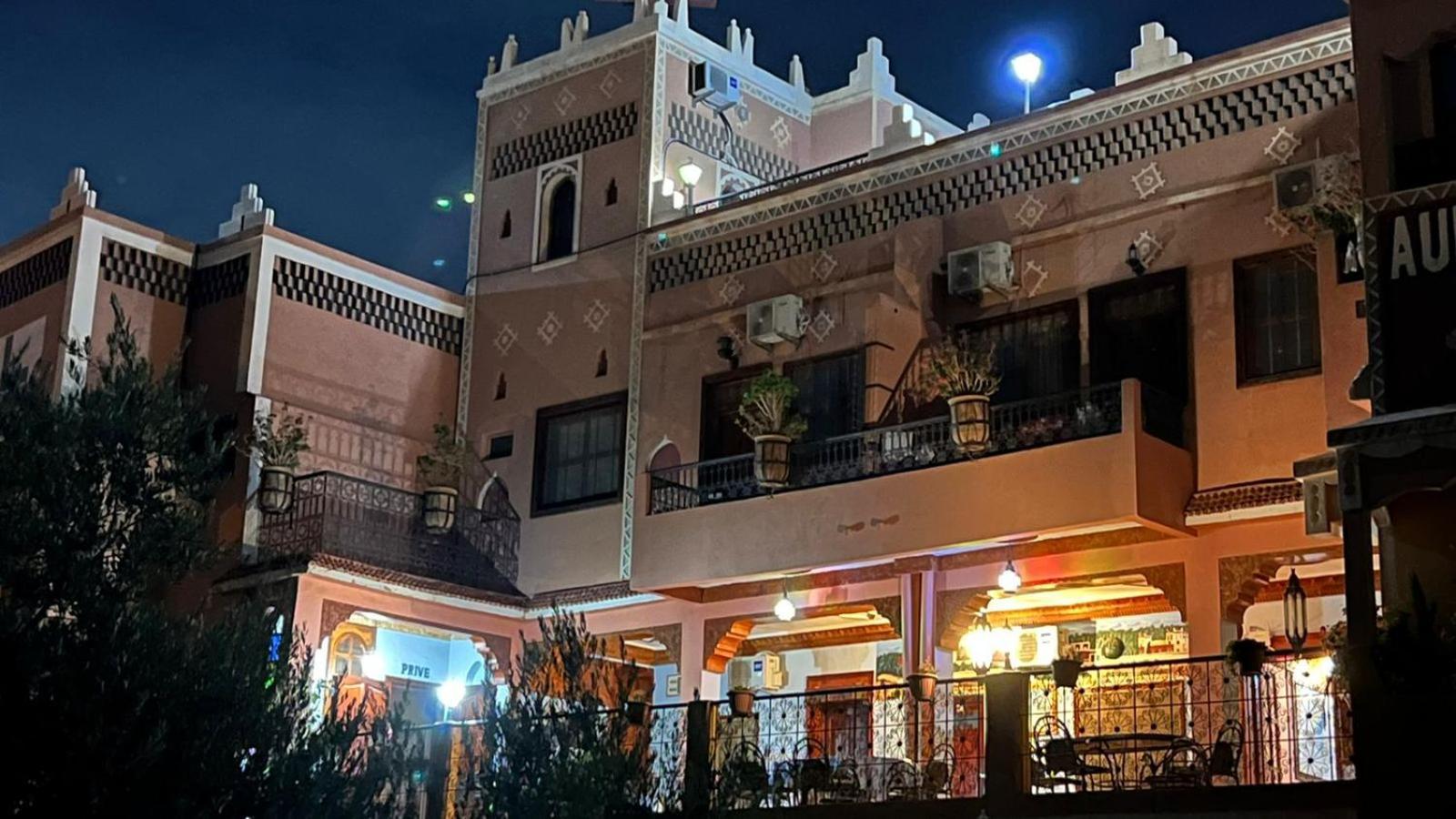 Kasbah La Famille Berbere Hotell Boumalne Exteriör bild