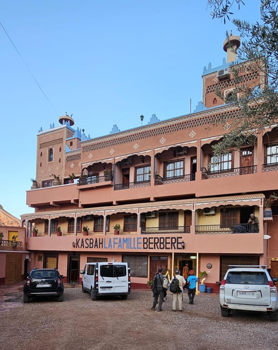 Kasbah La Famille Berbere Hotell Boumalne Exteriör bild